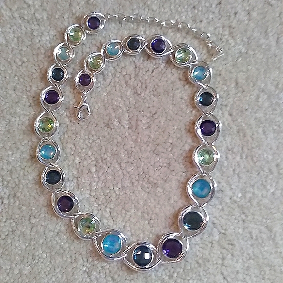Woman's Multi Color Necklace in Silver Tone Setting - Picture 2 of 6